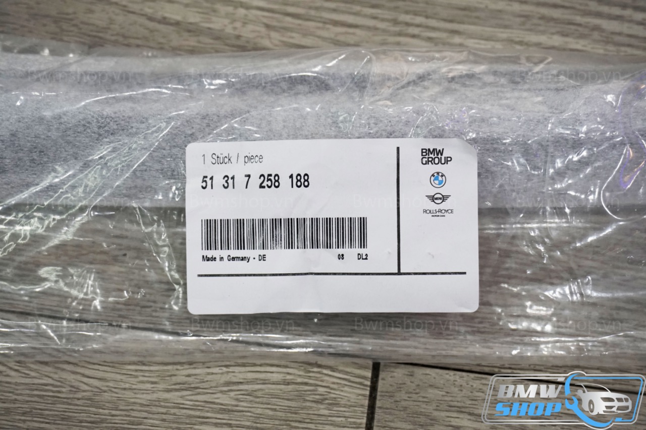 Nẹp Chân Kính Lái BMW 3 Series F30