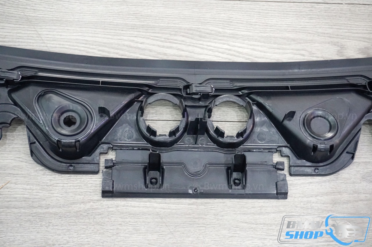 Nẹp Chân Kính Lái BMW 3 Series F30