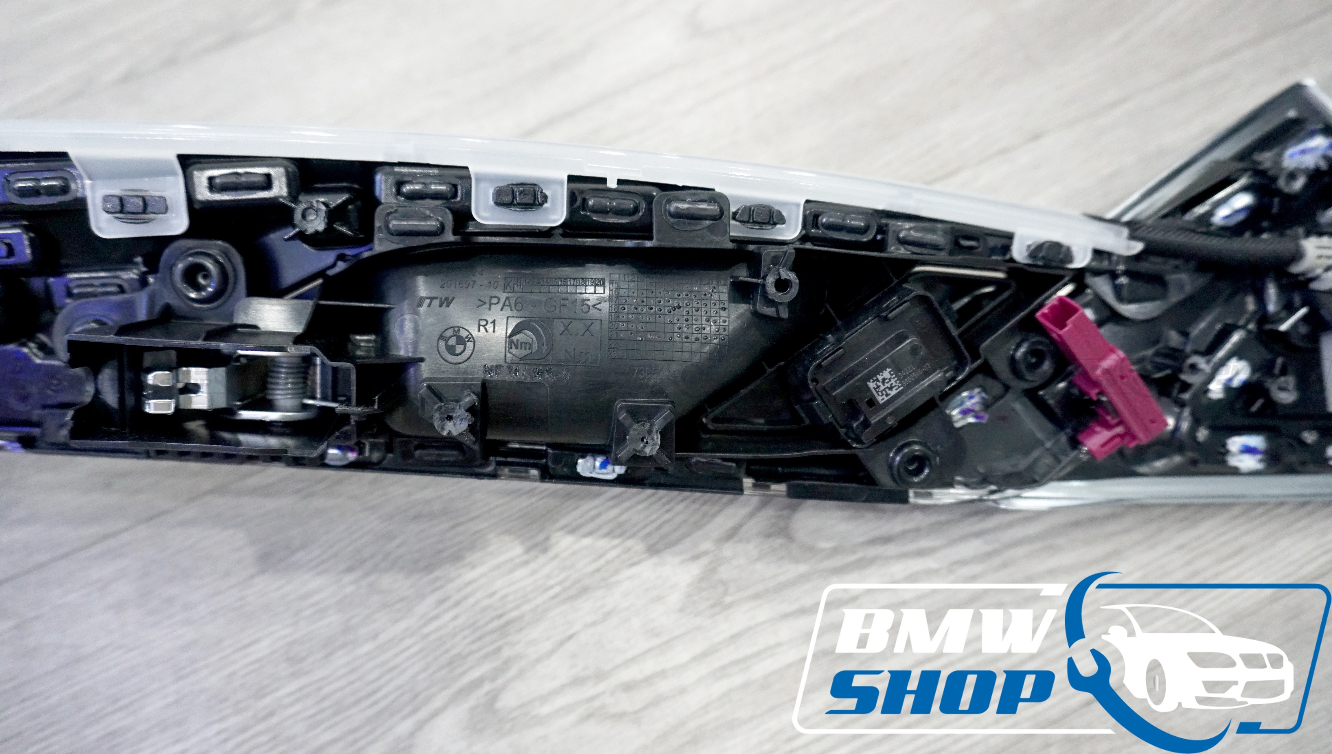 Trim gỗ cho xe BMW 5 Series G30