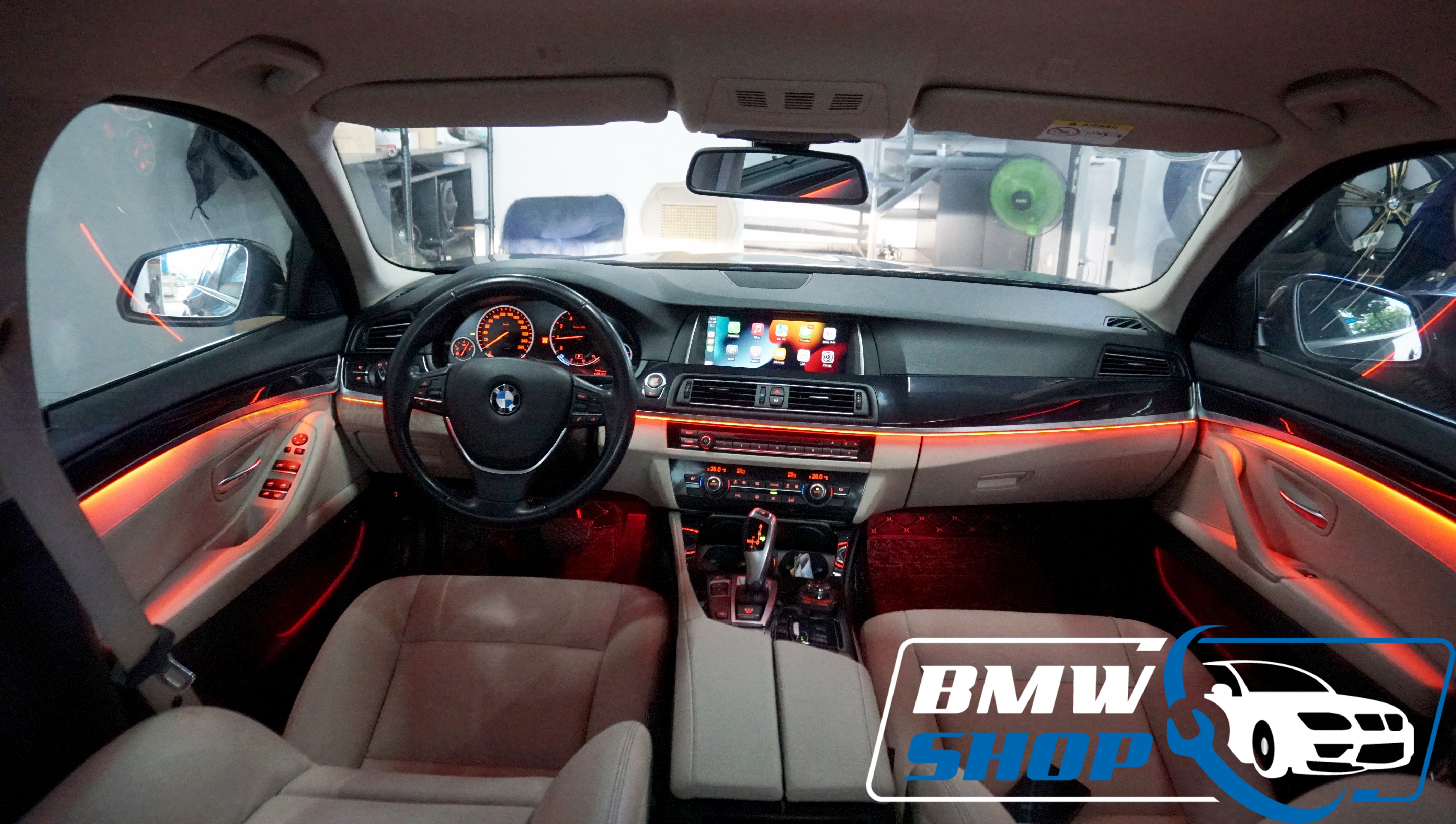 Led nội thất 8 màu cho xe BMW 5 Series F10 (Ambient Lighting)