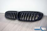 Mặt ca lăng BMW 3 Series G20 màu đen