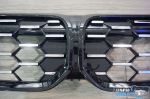 Mặt Ca lăng BMW M340i điểm crom