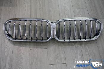 Mặt ca lăng BMW 5 Series G30 LCI màu bạc